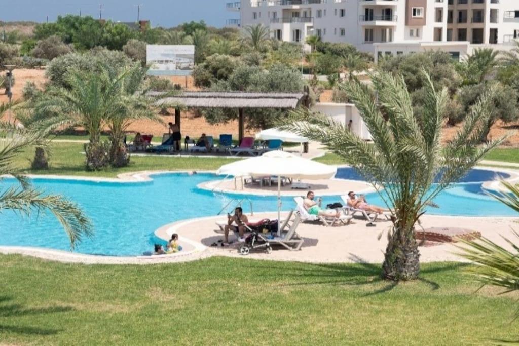 Paradise Beach Front Resort Vokolidha Exterior foto