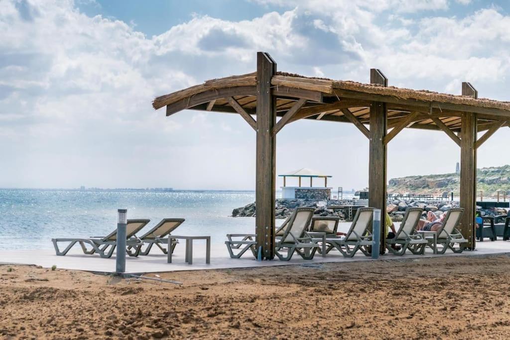 Paradise Beach Front Resort Vokolidha Exterior foto